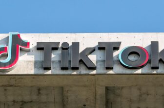 TikTok customers will quickly be capable to ship voice notes, photographs and movies in chats