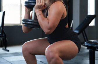 The way to Do Squats: Newbie-Pleasant Variations to Construct Decrease Physique Energy